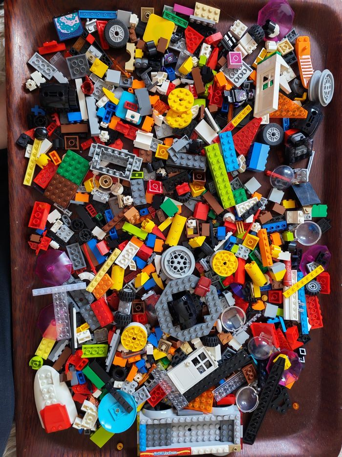 Lot de lego - 900 grammes - photo numéro 1