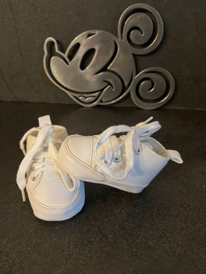 Chaussure bébé 0-3 mois - photo numéro 2