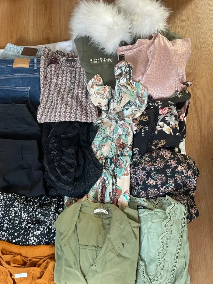 Lot vêtement femme 18 pièces taille 40-42 - photo numéro 2