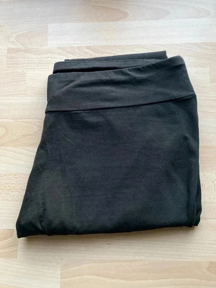 Legging 3-4 de grossesse taille XL marque C&A