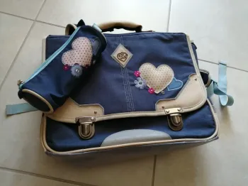 Cartable et trousse fille