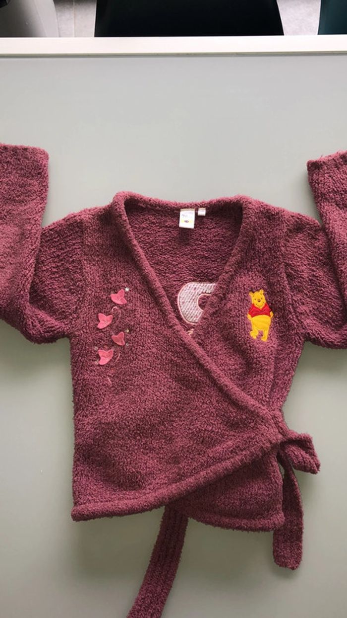 Gilet disney Winnie l’ourson🌺 taille 7 ans🌺 très bon état - photo numéro 2