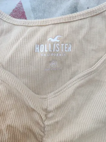 Haut Hollister beige