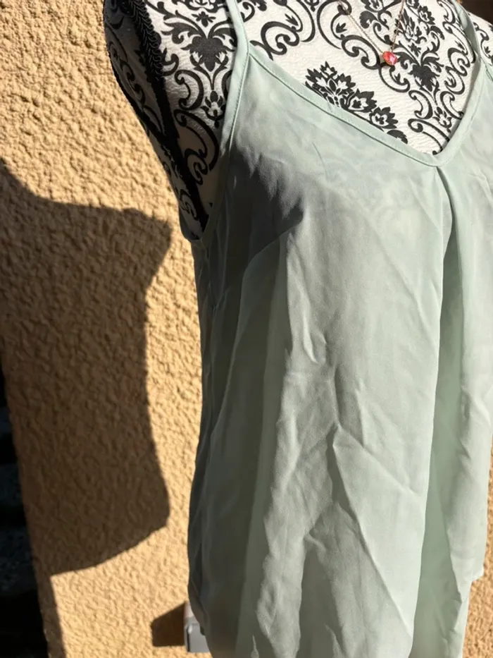 Joli débardeur vert menthe taille L - photo numéro 2