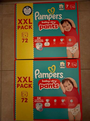 Couches Pampers Taille 7 Neuf