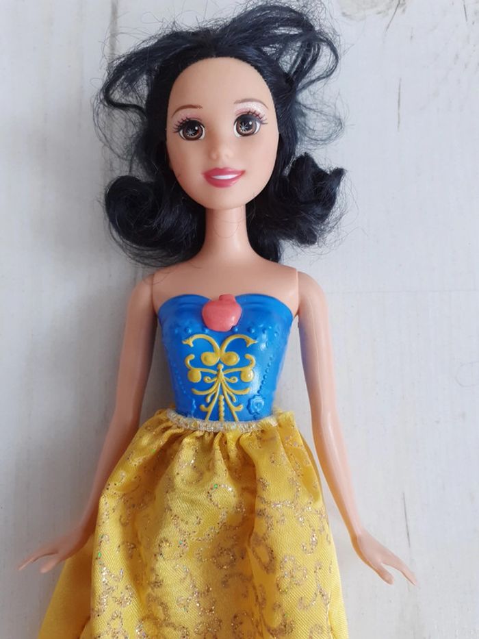 Poupée Blanche neige - photo numéro 2