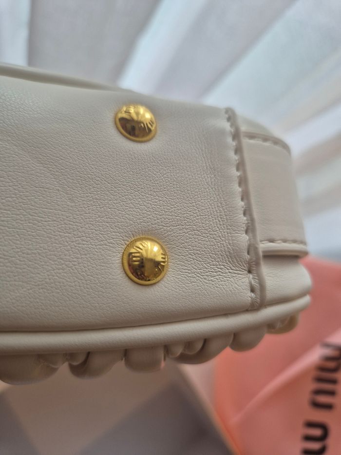 Sac miu miu crème - photo numéro 3