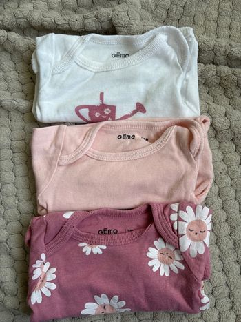 Lots de body manches courtes 