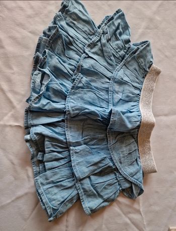 Jupe légère  à volant 5 ans