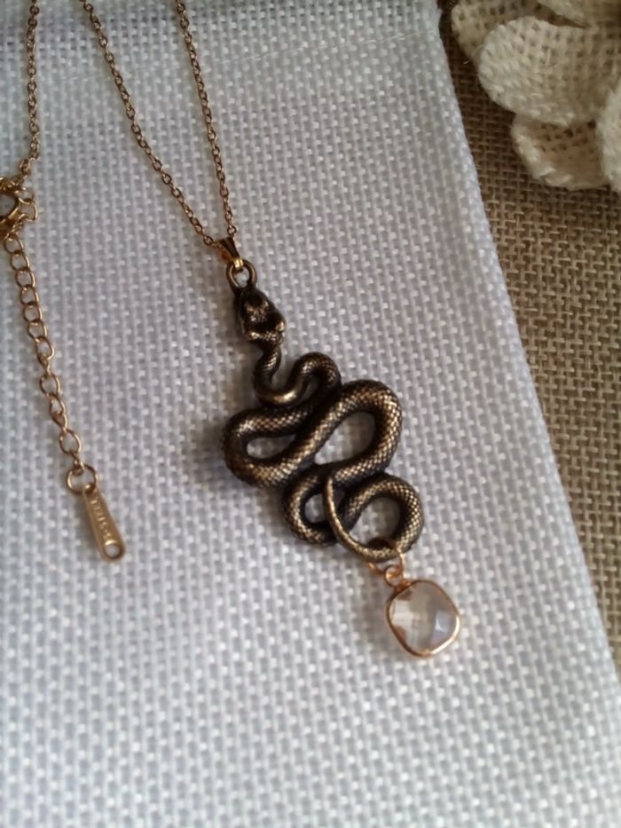 Collier serpent et perle de verre sertie - photo numéro 2