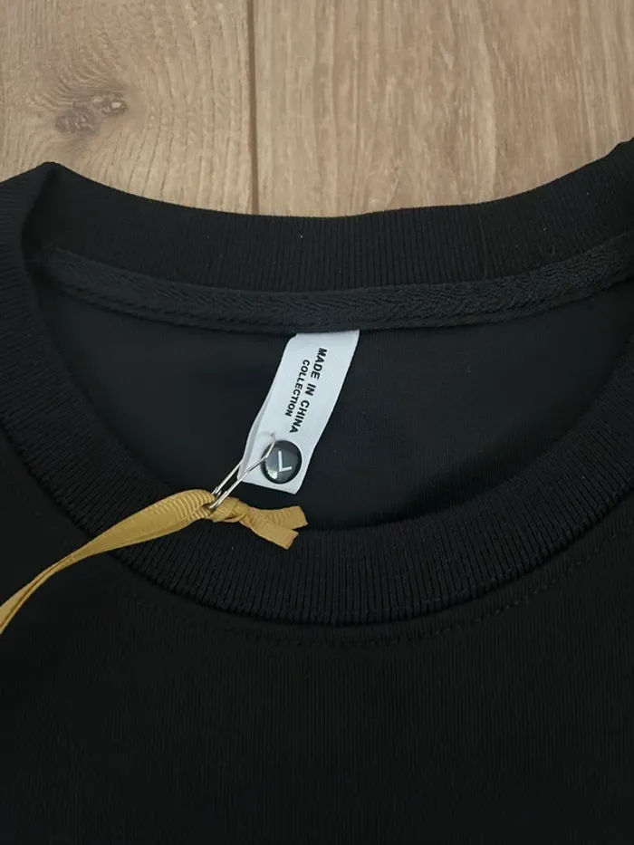 Pull neuf - photo numéro 4