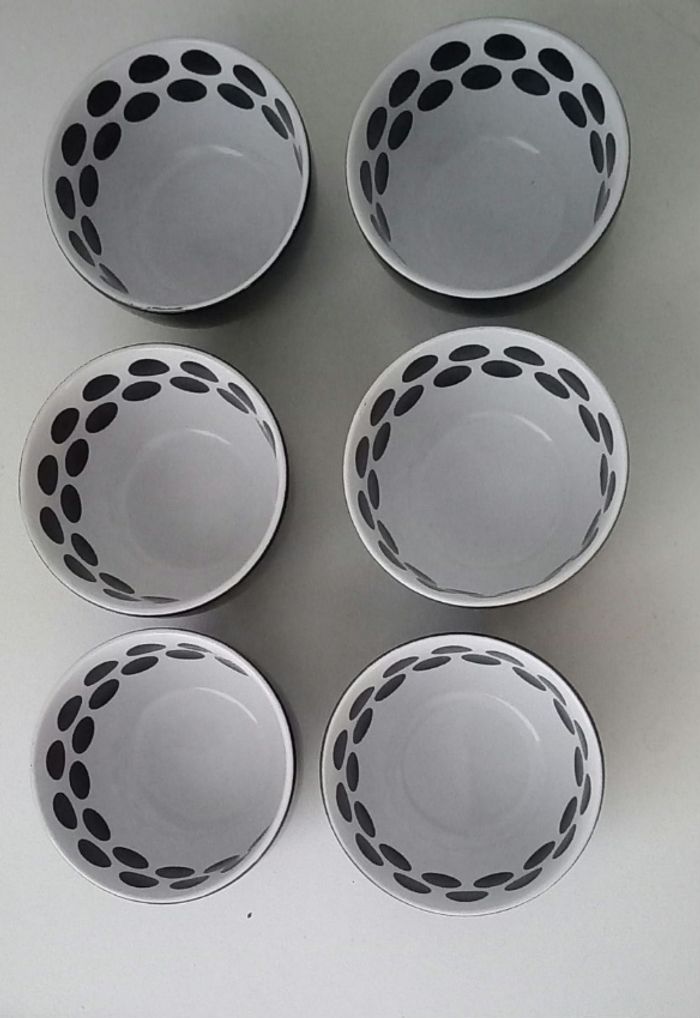 Lot de 6 petits bols ikea blanc et noir à pois - photo numéro 3