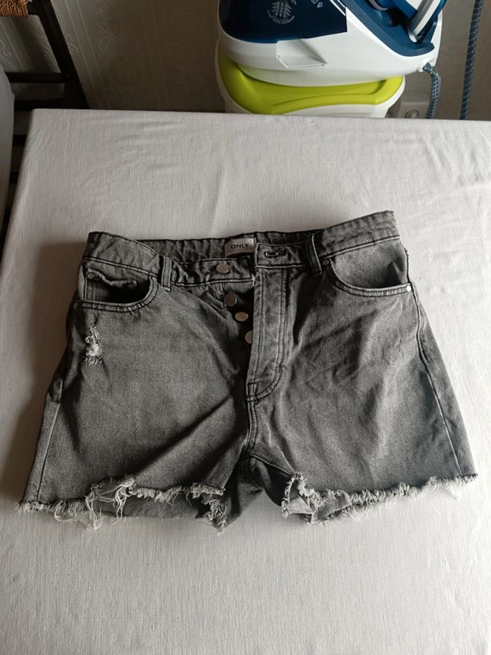 Short en jean Only taille M (38)