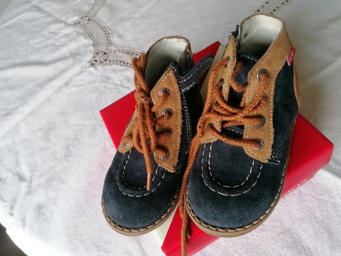 Chaussures montante kickers taille 23