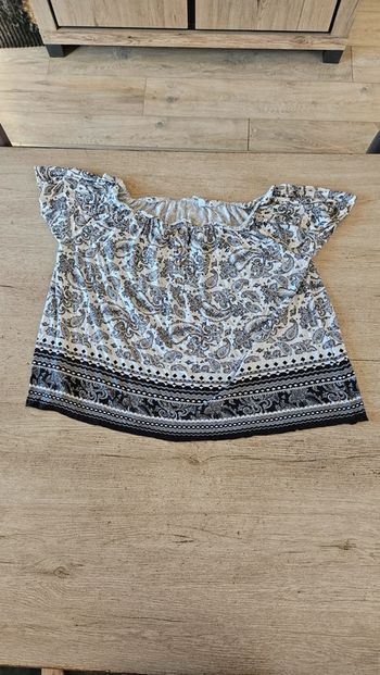 Blouse courte, manches courtes, noire et blanche, ESTVL, taille L, peu mise