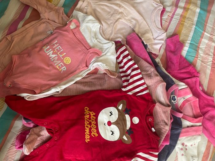 Lot bébé fille 3 mois - photo numéro 2