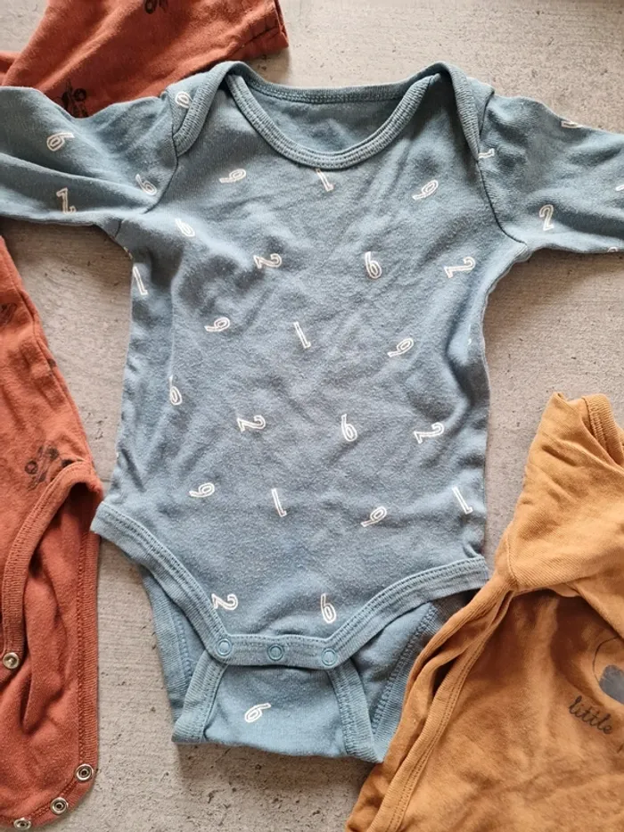 Bodys manches longues | 9 mois - photo numéro 3