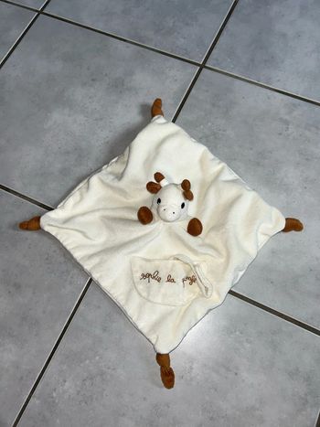 Doudou peluche Sophie la girafe vulli