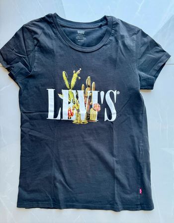 T shirt Lévis taille Xs
