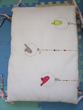 Tour de lit pour bébé