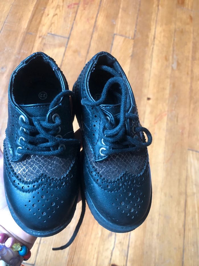 Chaussure t22