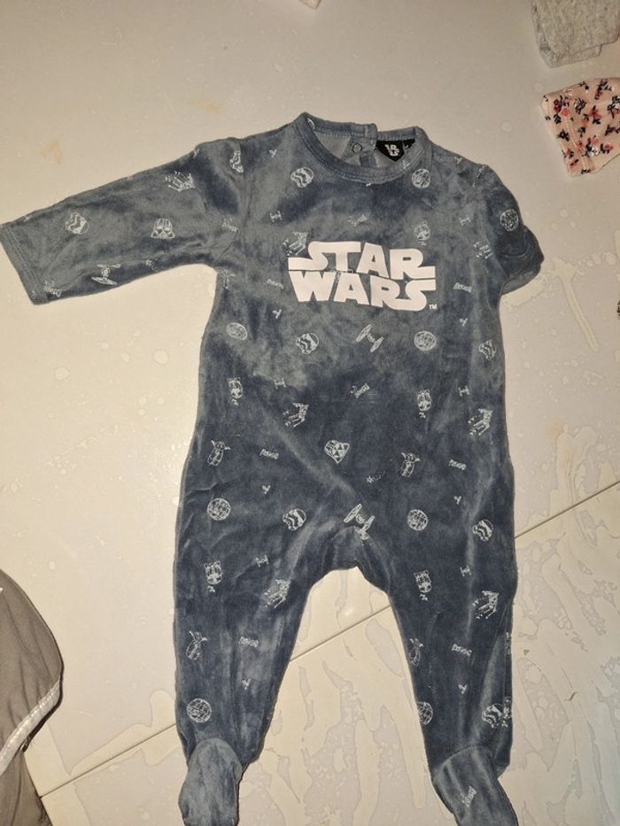 Pyjama star wars