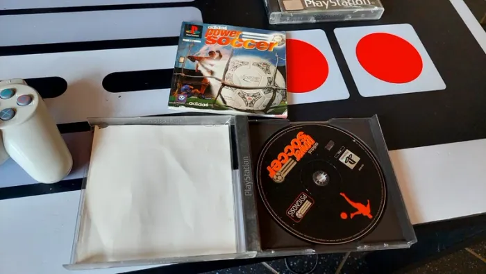Adidas power soccer ps1 complet - photo numéro 3