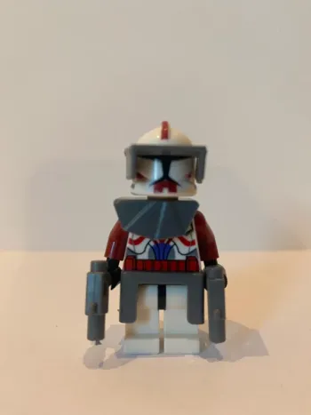 Figurine type lego Commandant Wolffe. Star Wars