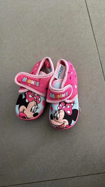 Pantoufles 24 Minnie