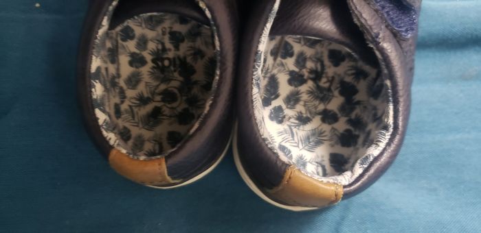 Baskets ou chaussures habillées garçon pointure 28 - photo numéro 6