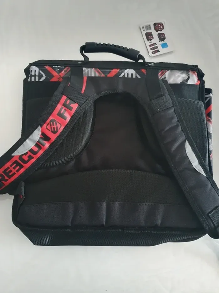 Cartable freegun - photo numéro 2