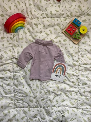 sous pull col roulé lilas 1 mois kitchoun ouverture totale au dos