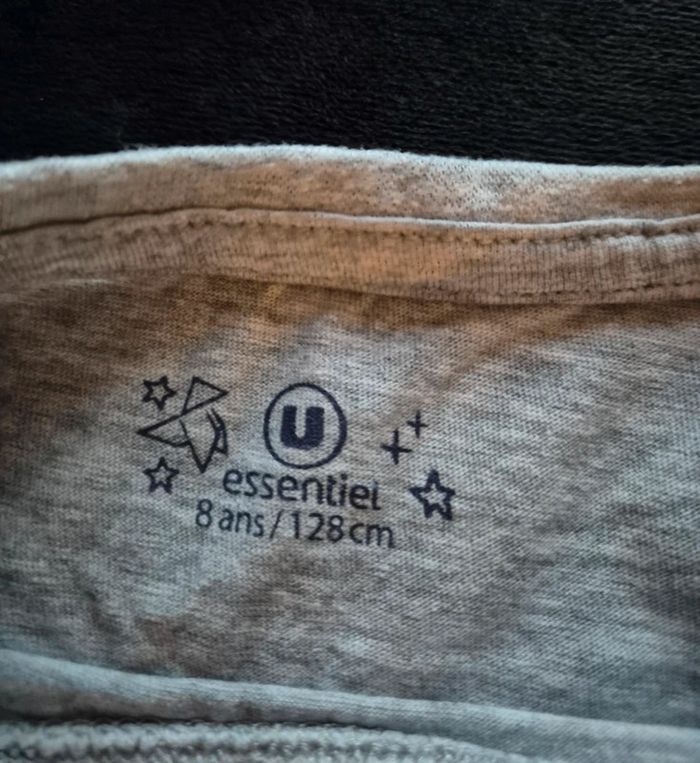 Tee-shirt 8 ans - photo numéro 2
