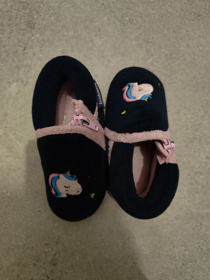 Pantoufles 22 Isotoner - photo numéro 3