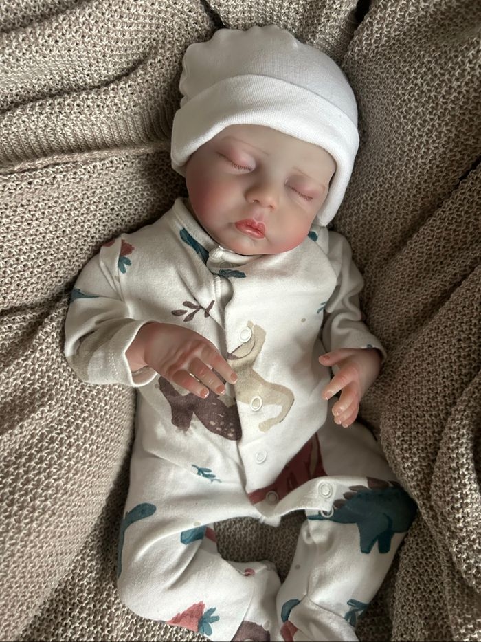 Bébé reborn - photo numéro 4