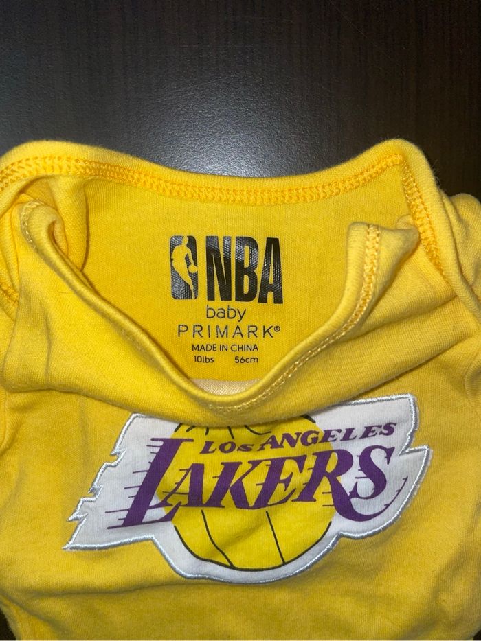 Body de bébé NBA - Los Angeles Lakers - Taille 3 mois - photo numéro 3