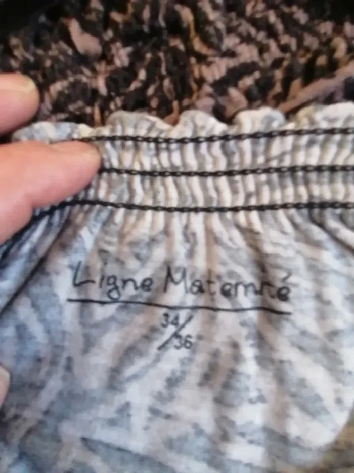 T-shirt 34/36 - photo numéro 3