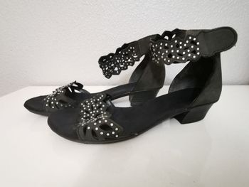 Sandales noires TAMARIS