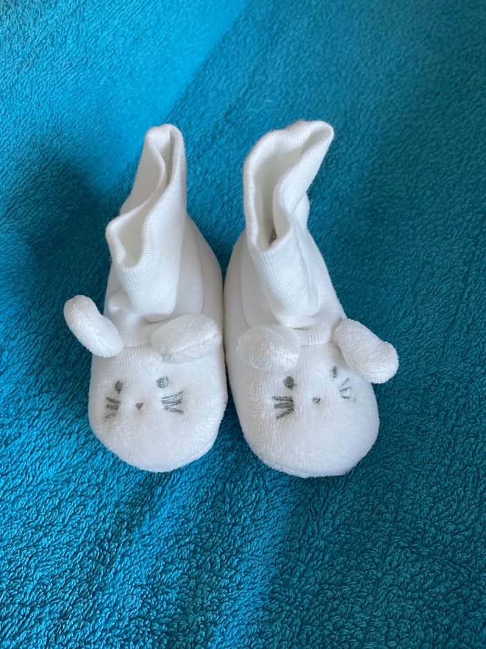 Chaussons naissance neufs - photo numéro 4