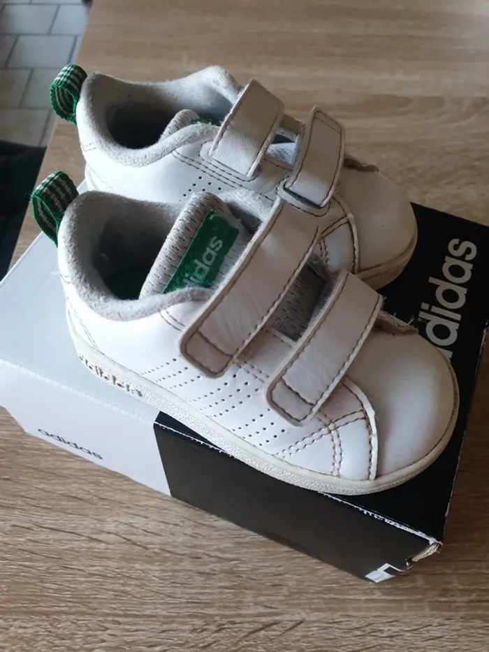 Baskets Adidas blanches 20 - photo numéro 4
