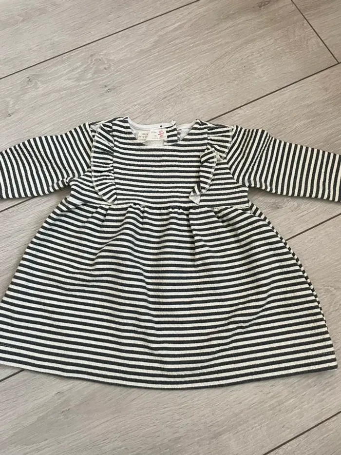 Lot de 2 robes 6 mois - photo numéro 3