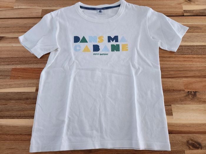 Tee-shirt dans ma cabane inscription Petit Bateau