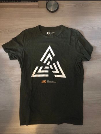 T shirt