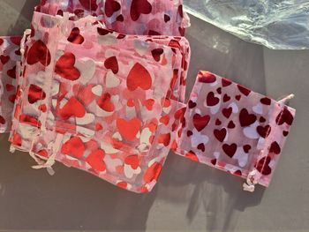 Pochettes  bijoux cœur