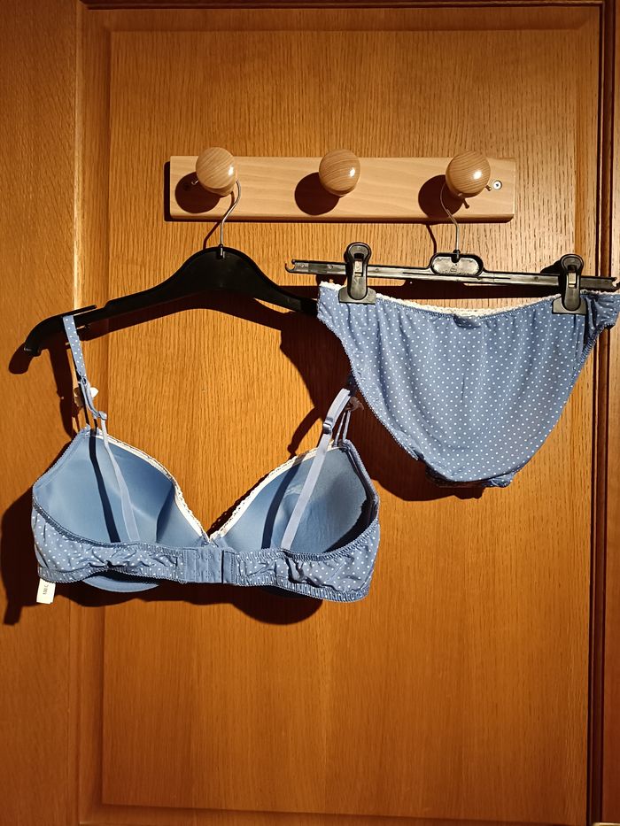 Ensemble de lingerie bleu - photo numéro 2