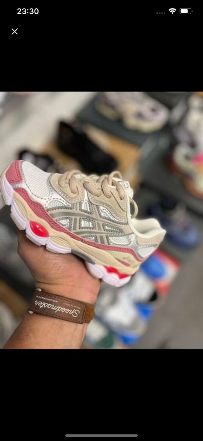 Asics gel nyc rose blanche enfant 30