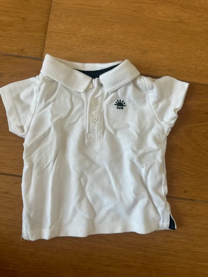Ensemble bébé 3 mois – Polo blanc + pantalon jean léger – Très bon état - photo numéro 2