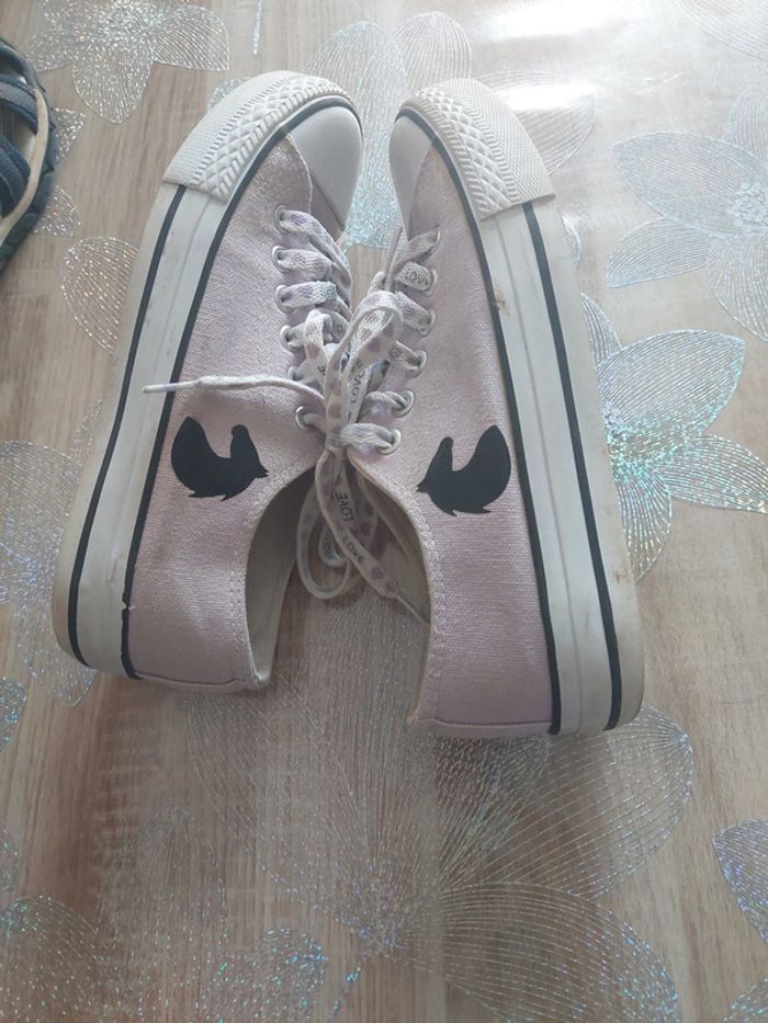 Paire de chaussure/ basket en toile 37 - photo numéro 2