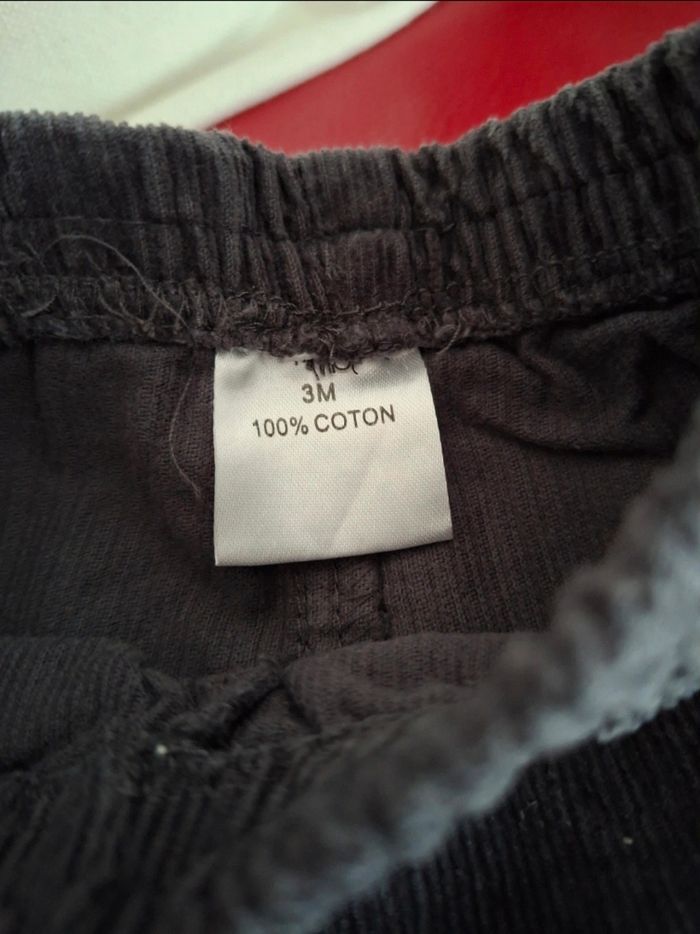 Pantalon 3 mois - photo numéro 2