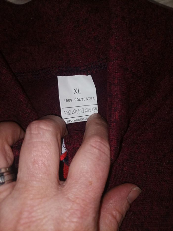 Sweat neuf - photo numéro 3